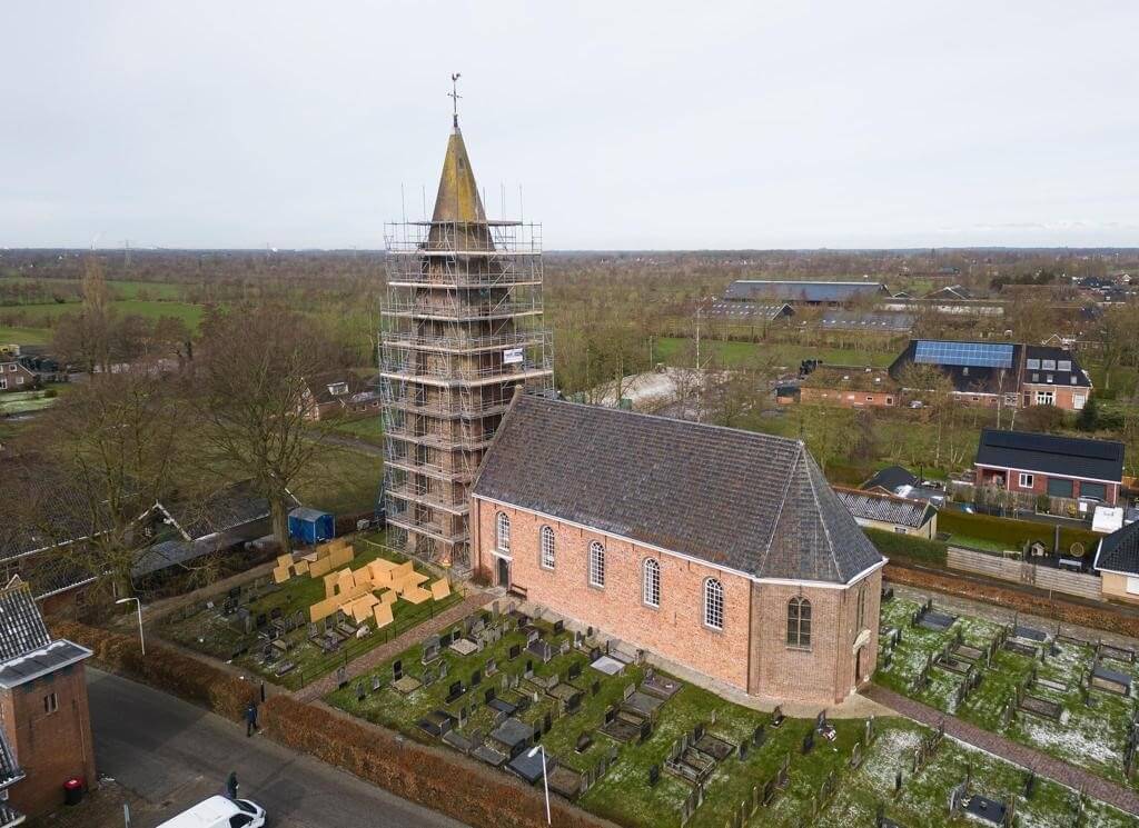 Doarpstsjerke Kerk Surhuizum